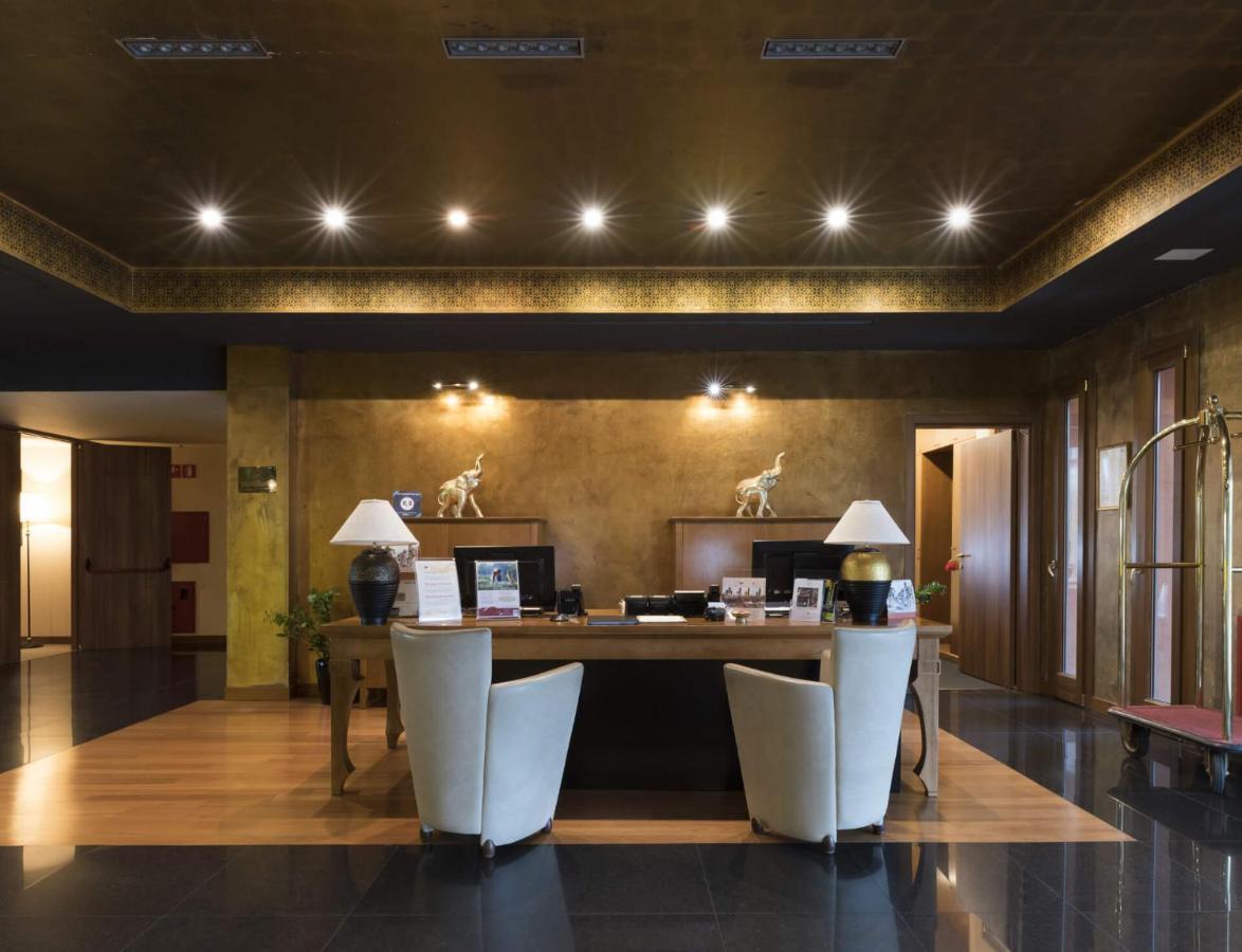 Thai Si Royal Thai Spa Lovadina Dış mekan fotoğraf